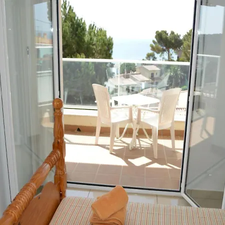 Medas Maura 8 Tatil Evi
